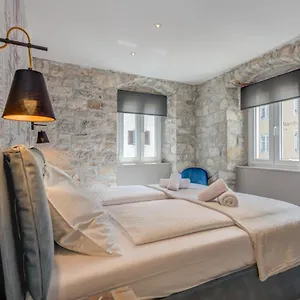 Apartment Palace Luxury Retreat, Split